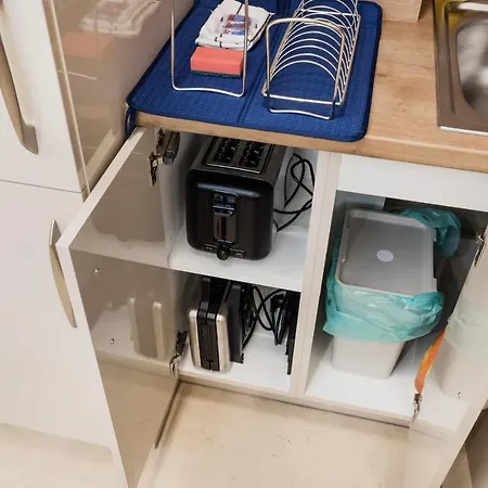 Shining Feather Lejlighed *