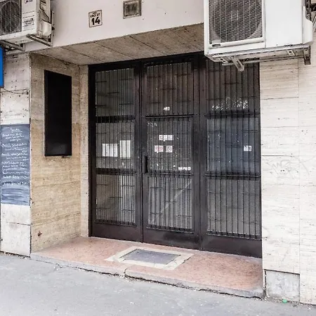 Shining Feather Budapešť